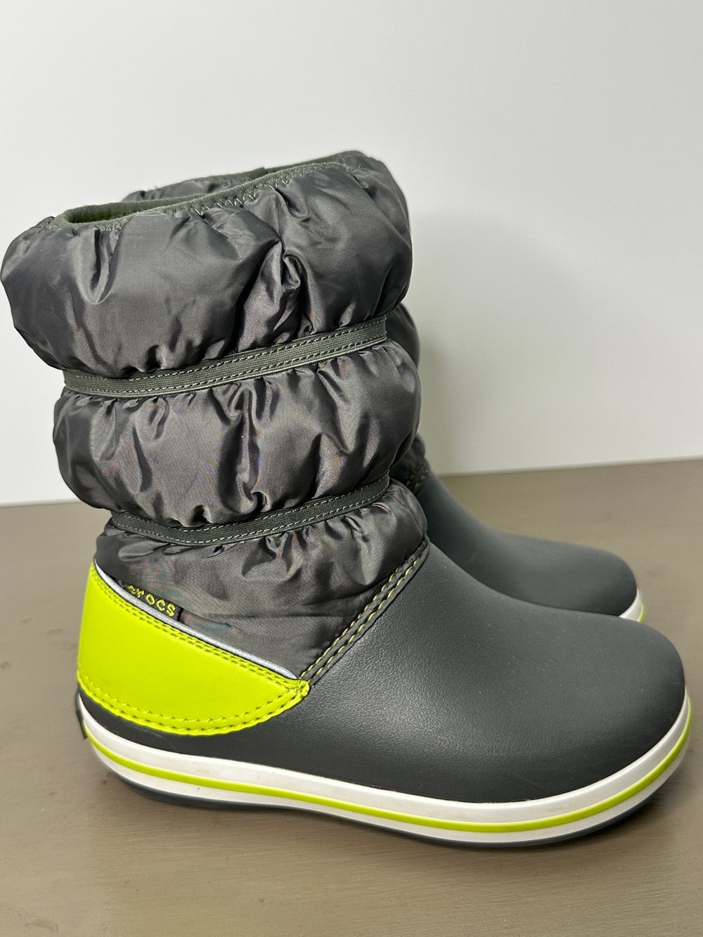 Crocs Kids Classic Lined Neo Puff Winter Boots Charcoal Lime Green Size C13